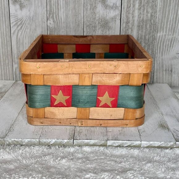 Wooden Christmas Stars Square Basket - Picture 2 of 8
